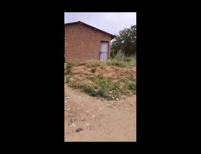 2 BEDROOM HOUSE FOR SALE IN COSMO CITY